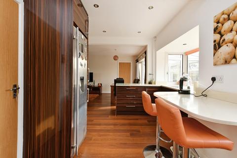 213 Bradway Road, Sheffield, S17 4PF