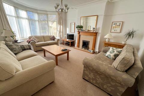 22 Rushley Road, Sheffield, S17 3EJ