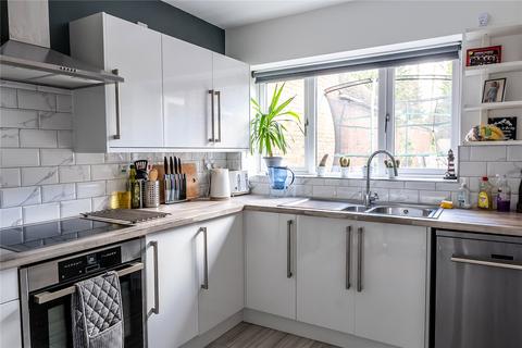 4 Bell Lane, Bloxwich, Walsall, WS3 2JW