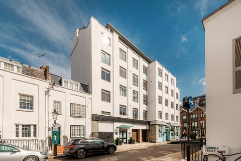 3 bedroom apartment for sale, Cheval House, London SW7