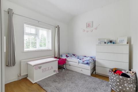 9 Dagnall Crescent, Uxbridge, UB8 2HA