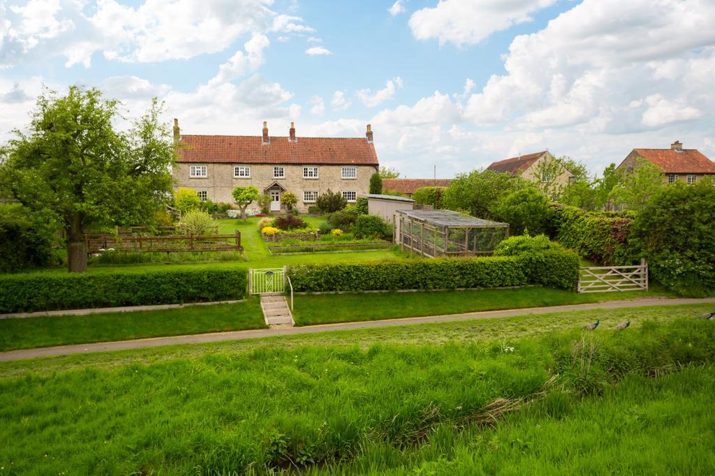 Settrington, Malton YO17 4 bed detached house for sale £675,000