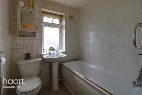 1 bedroom flat for sale, Tilney Road, Dagenham