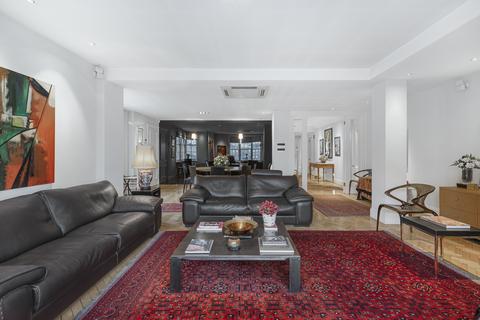 4 bedroom apartment for sale, Eaton House W1K