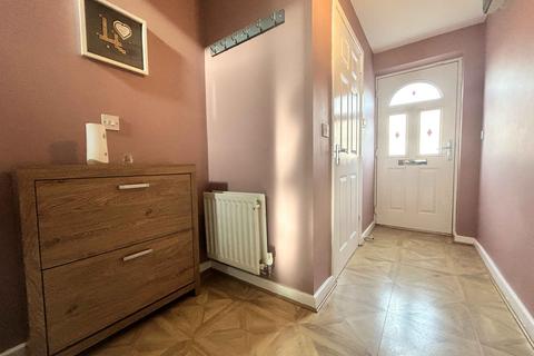 61 Cobblestones Drive, Illingworth, Halifax, HX2 9NG