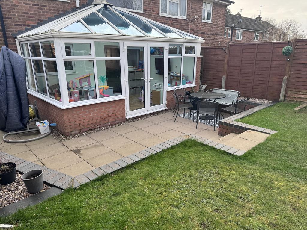 81 Arlescote Road Patio