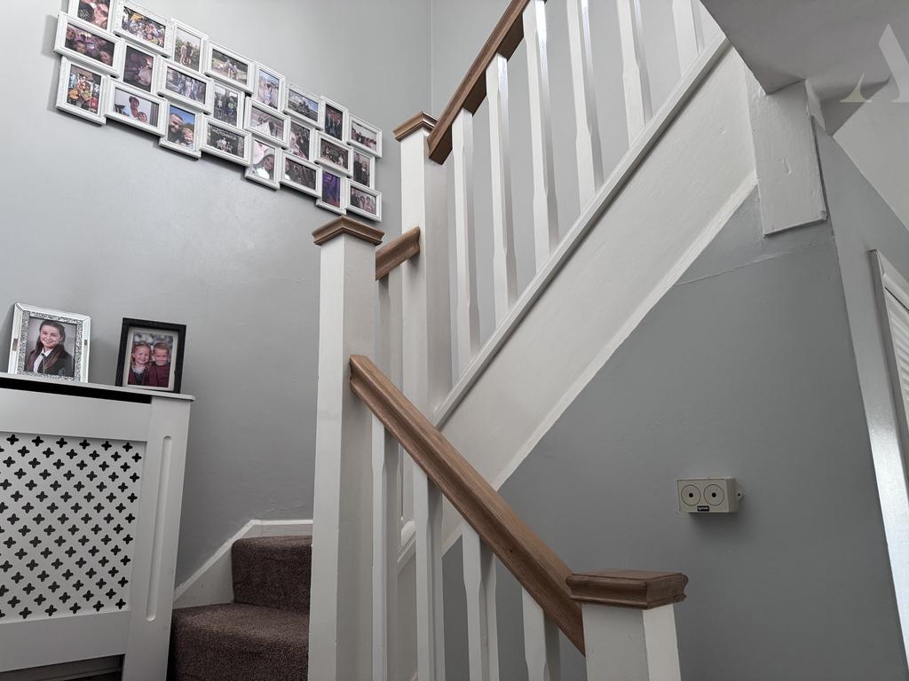 81 Arlescote Road Stair case