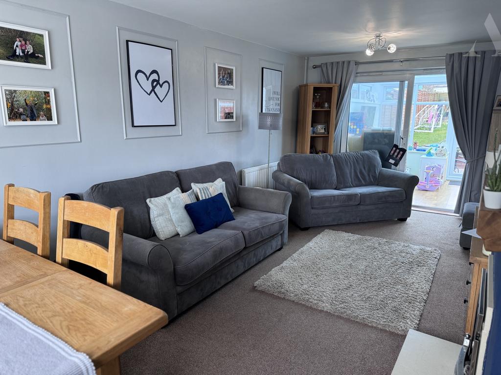 81 Arlescote Road Lounge 4