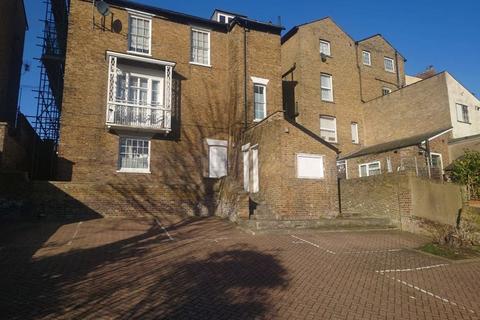 1 bedroom flat to rent, Ashford Road, Maidstone, Kent, ME14 5BH