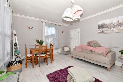 2 bedroom maisonette for sale, Banstead Road, Caterham, Surrey
