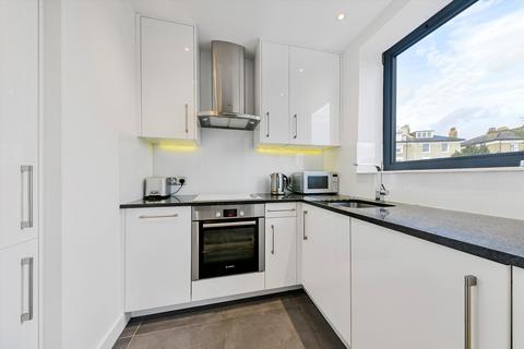 2 bedroom flat to rent, Haverstock Hill, London, NW3.