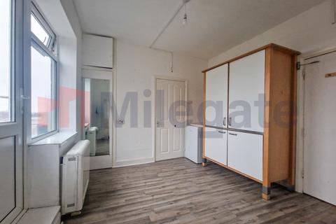 undefined, Hamlet Court Road, Westcliff-On-Sea SS0