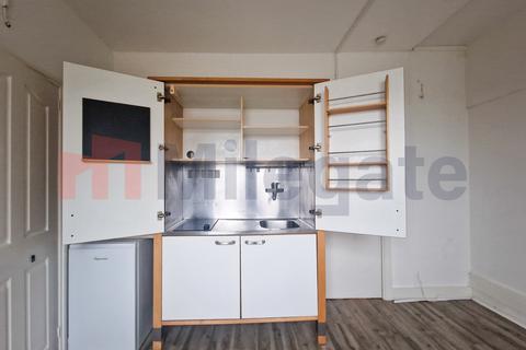 undefined, Hamlet Court Road, Westcliff-On-Sea SS0