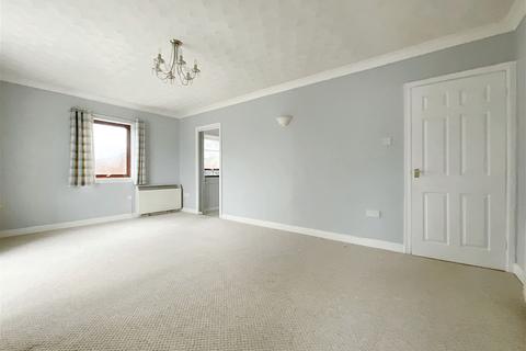 2 bedroom flat for sale, Gordon Street, Southport PR9