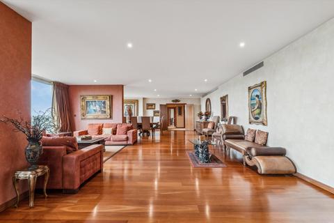 8 bedroom apartment for sale, The Bridge, London, SW11