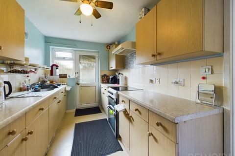 14 Akrotiri Square, Watton, Thetford, IP25 6HY