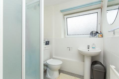 2 bedroom flat for sale, City View, Canterbury, CT2