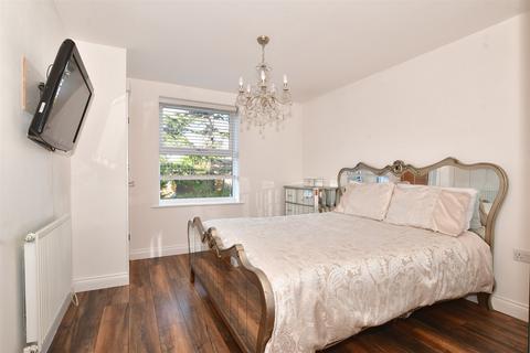 1 bedroom flat for sale, Tanners Close, Dartford, Kent