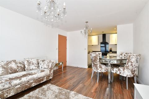 1 bedroom flat for sale, Tanners Close, Dartford, Kent