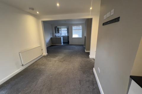 2 bedroom end of terrace house to rent, Stanton Hill, Sutton in Ashfield NG17