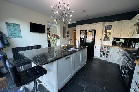 4 bedroom detached house for sale - Mansfield NG18