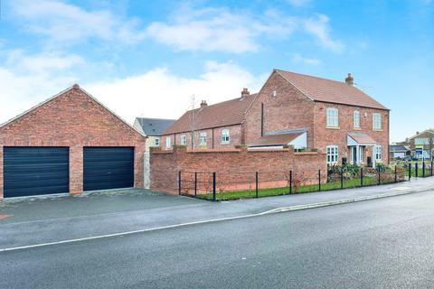 4 bedroom detached house for sale, 15 Chambers Avenue, Hessle, East Riding of Yorkshire, HU13