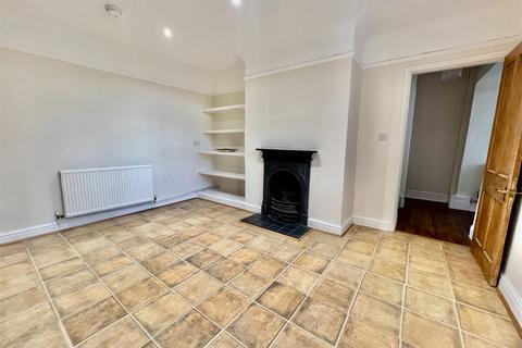 3 bedroom end of terrace house for sale, Wetherby, Highcliffe Terrace, LS22