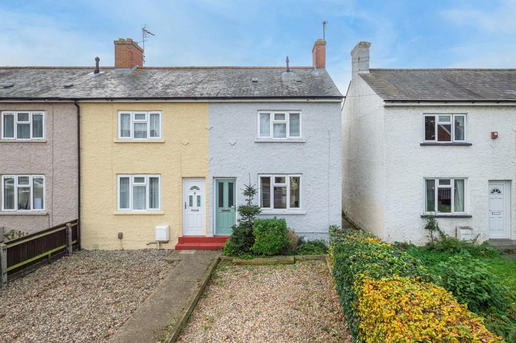 Exning Road, Newmarket CB8 3 bed end of terrace house for sale £250,000