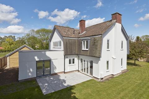 56 Low Road, Burwell, Cambridge, CB25 0EJ