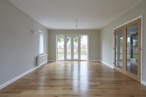56 Low Road, Burwell, Cambridge, CB25 0EJ