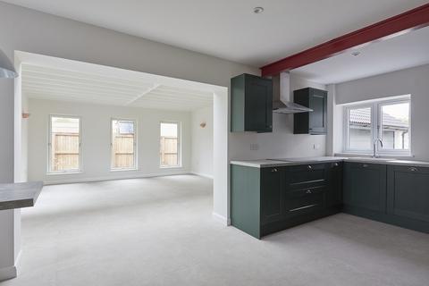 56 Low Road, Burwell, Cambridge, CB25 0EJ