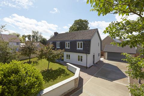 56 Low Road, Burwell, Cambridge, CB25 0EJ
