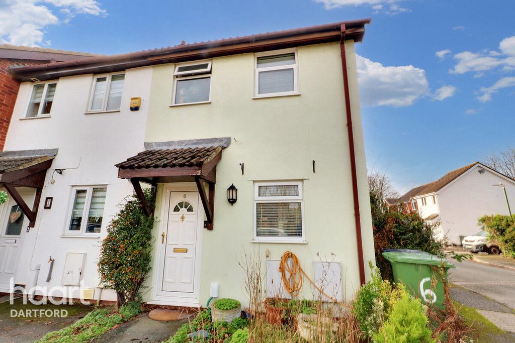 Chesterfield Drive, Dartford 2 bed end of terrace house for sale £325,000