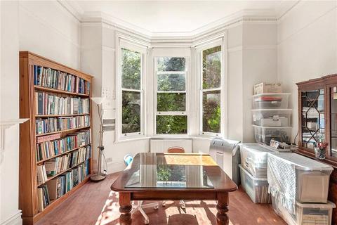 4 bedroom apartment for sale, Addison Gardens, London, W14
