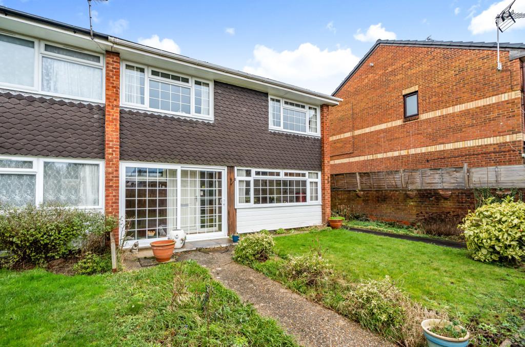 Maypole Road, Taplow, Maidenhead 3 bed end of terrace house for sale