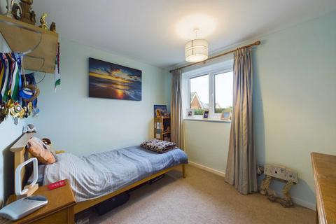 4 Fieldway, Bovingdon, Hemel Hempstead, HP3 0EY