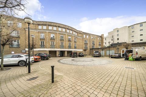 2 bedroom flat for sale, Essex Road, Islington