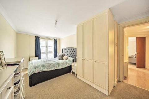 2 bedroom flat for sale, Essex Road, Islington