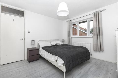 2 bedroom end of terrace house for sale, Rosebury Drive, Bisley, Woking, Surrey, GU24