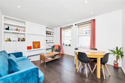 3 bedroom flat for sale, Munster Road, London, SW6