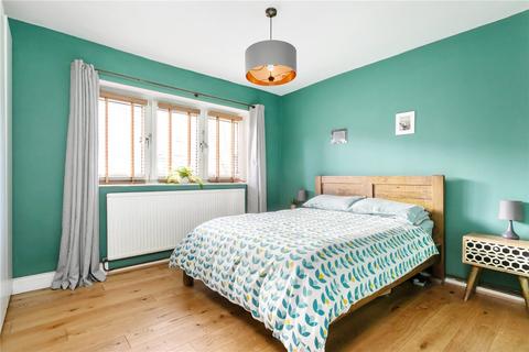 1 Wilton Estate, London, E8 1BD