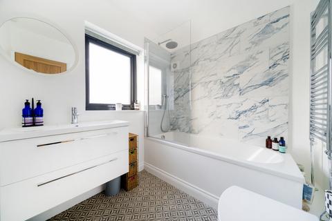 151 Latchmere Lane, Kingston Upon Thames, KT2 5NX