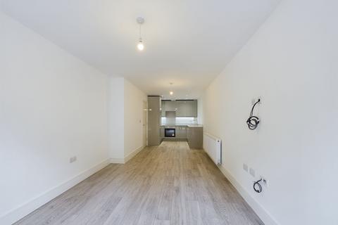 2 bedroom apartment for sale - Octagon House Russell Way, Crawley RH10