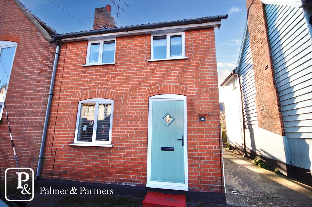 Lower Street, Sproughton, Ipswich, Suffolk, IP8 2 bed semidetached