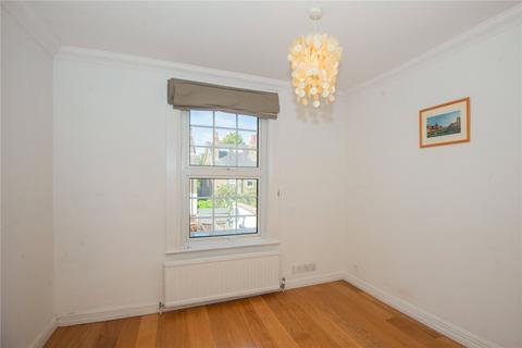 27 Albert Road, Richmond, TW10 6DJ