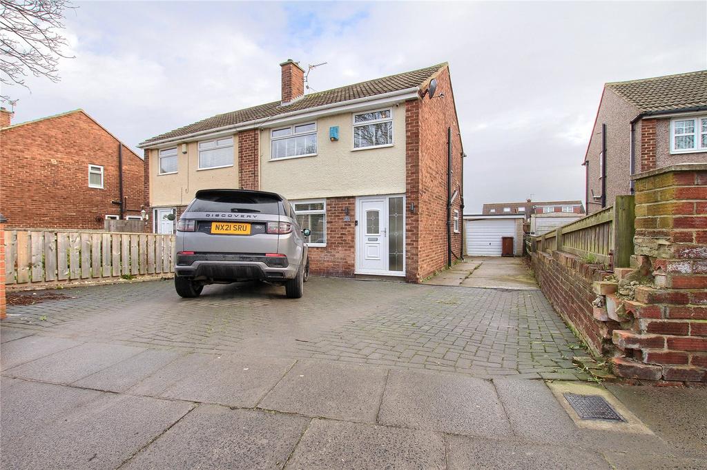 Elizabeth Way, Seaton Carew 2 bed semidetached house £170,000