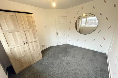 2 bedroom detached bungalow to rent - Versil Terrace, Loughor, Swansea, SA4 6QL