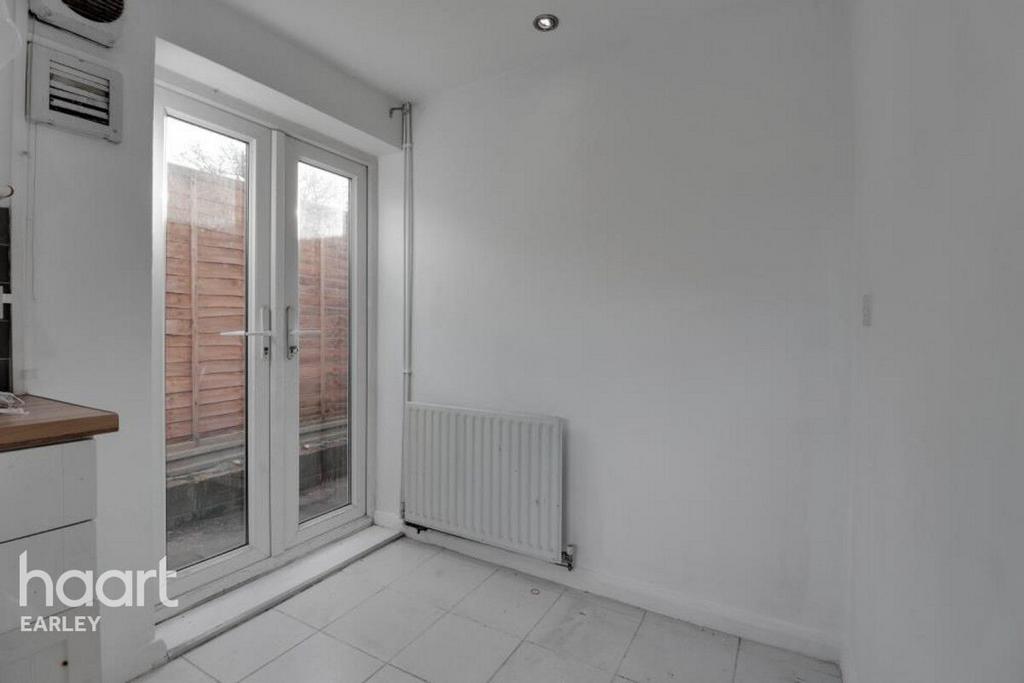 House in Reading, Earley - View 5