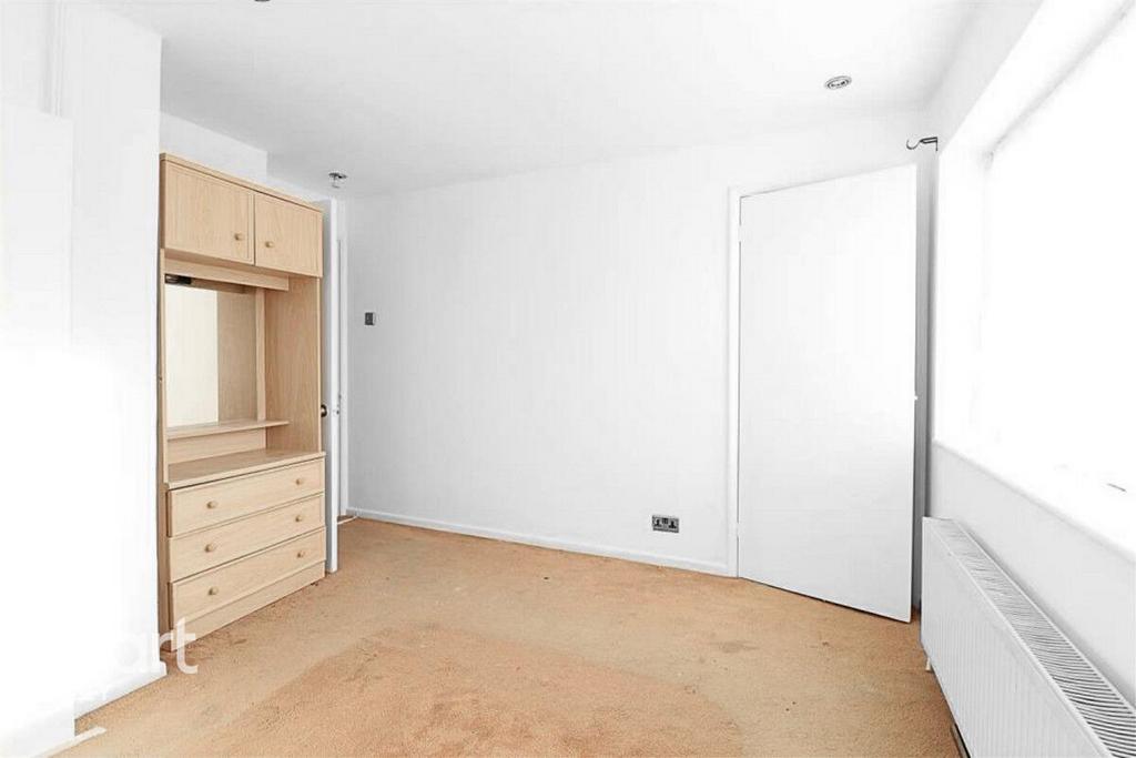 House in Reading, Earley - View 6