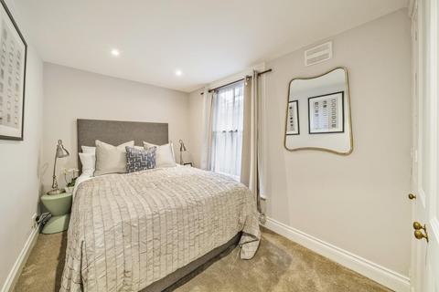 2 bedroom flat for sale - Parma Crescent, Battersea